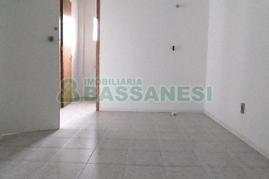 Loja com 106m², no bairro Sagrada Família em Caxias do Sul para Alugar