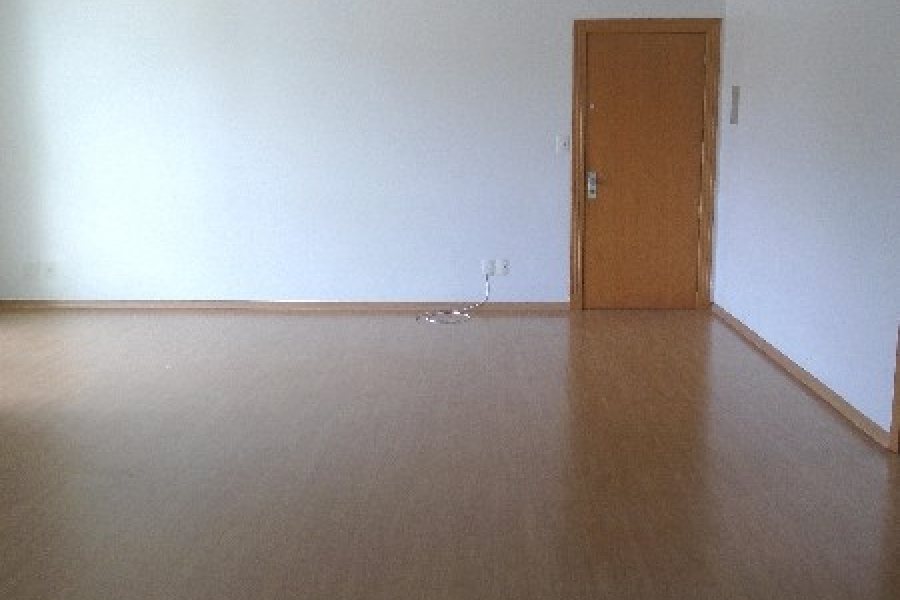 Apartamento com 154m², 3 dormitórios, 4 vagas, no bairro São Leopoldo em Caxias do Sul para Comprar