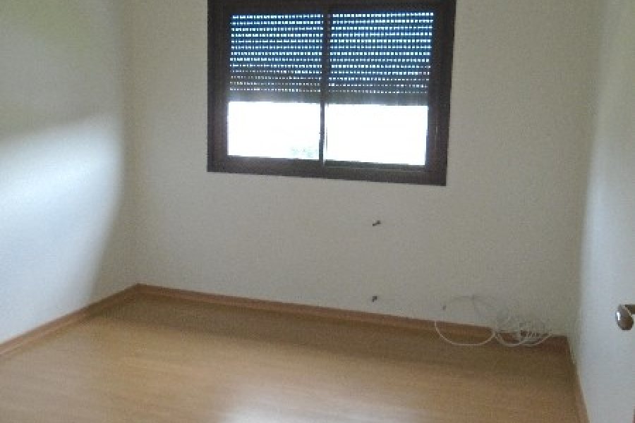 Apartamento com 154m², 3 dormitórios, 4 vagas, no bairro São Leopoldo em Caxias do Sul para Comprar