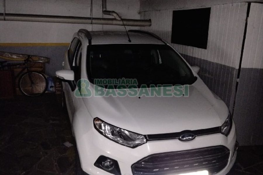 Apartamento com 131m², 3 dormitórios, 2 vagas, no bairro Rio Branco em Caxias do Sul para Comprar