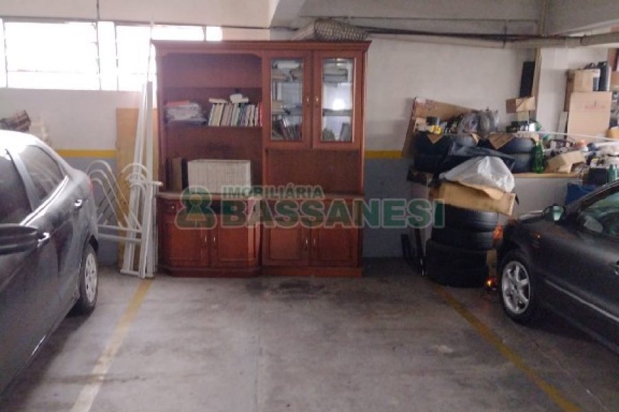 Apartamento com 131m², 3 dormitórios, 2 vagas, no bairro Rio Branco em Caxias do Sul para Comprar