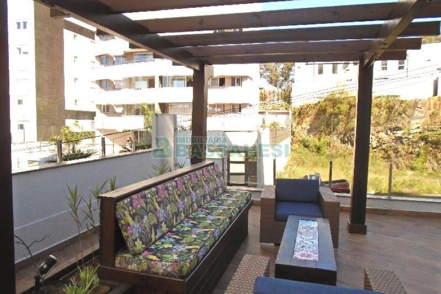 Apartamento com 85m², 2 dormitórios, 2 vagas, no bairro Villagio Iguatemi em Caxias do Sul para Alugar ou Comprar