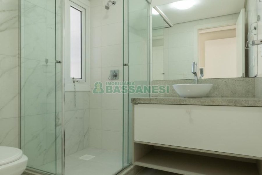 Apartamento com 85m², 2 dormitórios, 2 vagas, no bairro Villagio Iguatemi em Caxias do Sul para Alugar ou Comprar