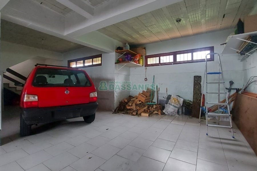 Apartamento com 81m², 3 dormitórios, 2 vagas, no bairro Desvio Rizzo em Caxias do Sul para Comprar