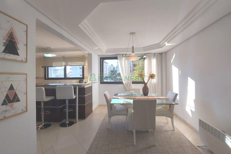 Apto Mobiliado com 198m², 3 dormitórios, 3 vagas, no bairro Madureira em Caxias do Sul para Comprar