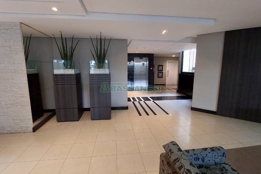 Apartamento com 189m², 3 dormitórios, 3 vagas, no bairro Centro em Caxias do Sul para Comprar