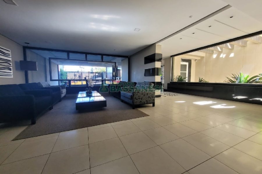 Apartamento com 189m², 3 dormitórios, 3 vagas, no bairro Centro em Caxias do Sul para Comprar