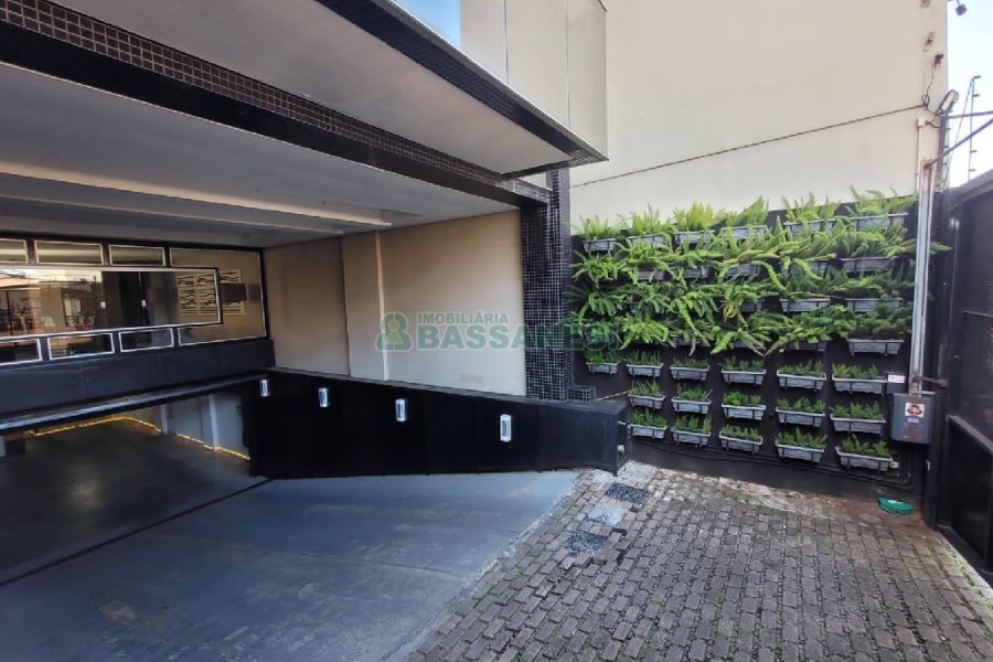 Apartamento com 189m², 3 dormitórios, 3 vagas, no bairro Centro em Caxias do Sul para Comprar