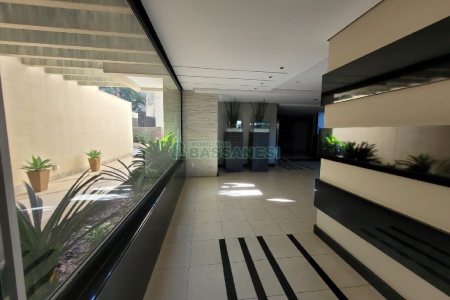 Apartamento com 189m², 3 dormitórios, 3 vagas, no bairro Centro em Caxias do Sul para Comprar