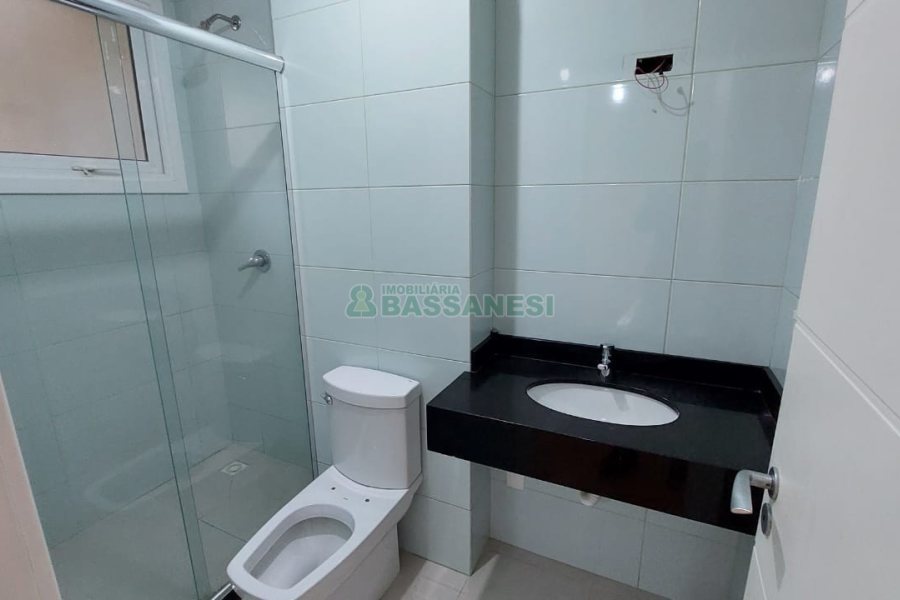 Apartamento com 189m², 3 dormitórios, 3 vagas, no bairro Centro em Caxias do Sul para Comprar