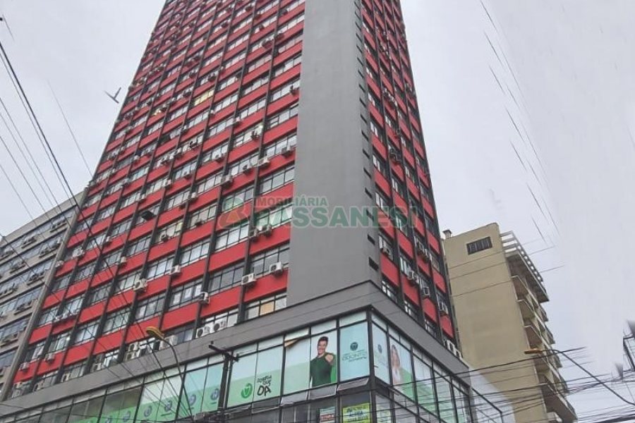 Sala com 70m², no bairro Centro em Caxias do Sul para Alugar