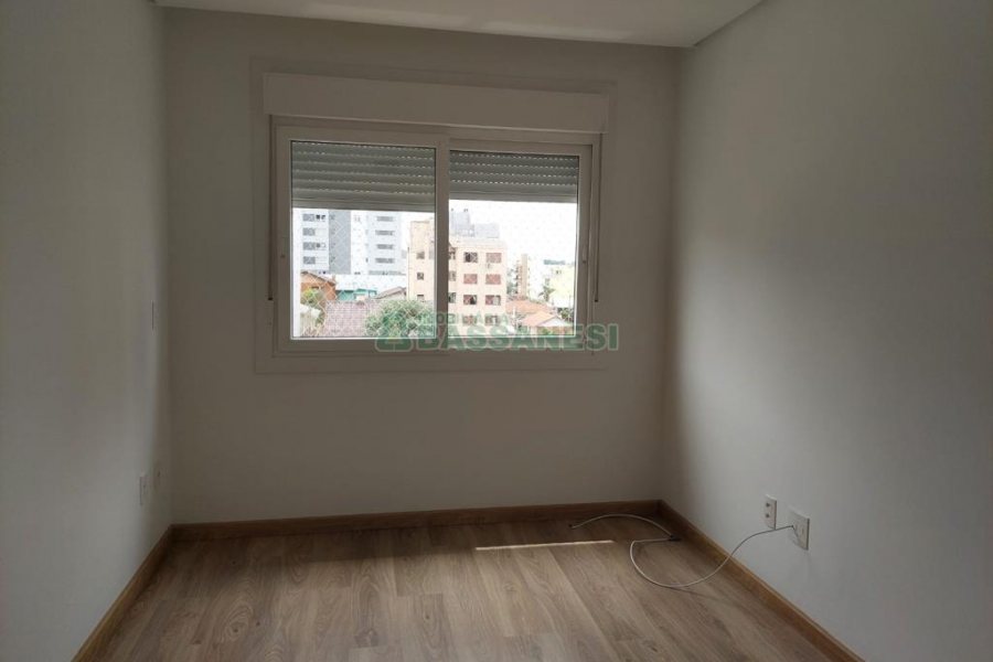 Apto Mobiliado com 64m², 2 dormitórios, 2 vagas, no bairro Panazzolo em Caxias do Sul para Alugar