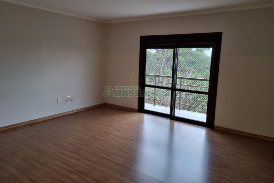Apartamento com 145m², 3 dormitórios, 2 vagas, no bairro Colina Sorriso em Caxias do Sul para Comprar