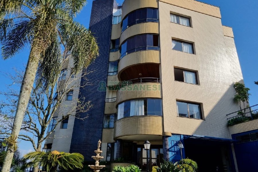 Apartamento com 241m², 3 dormitórios, 2 vagas, no bairro Colina Sorriso em Caxias do Sul para Comprar