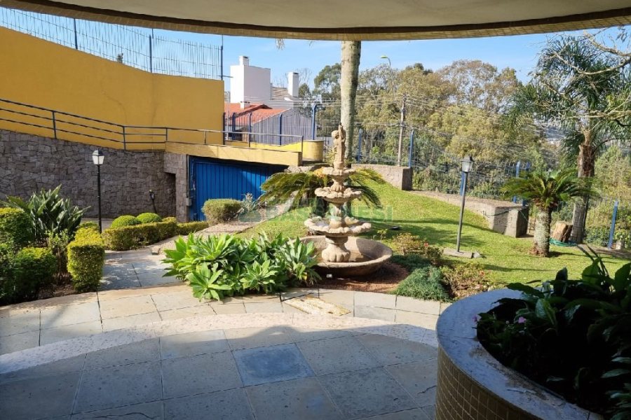 Apartamento com 241m², 3 dormitórios, 2 vagas, no bairro Colina Sorriso em Caxias do Sul para Comprar