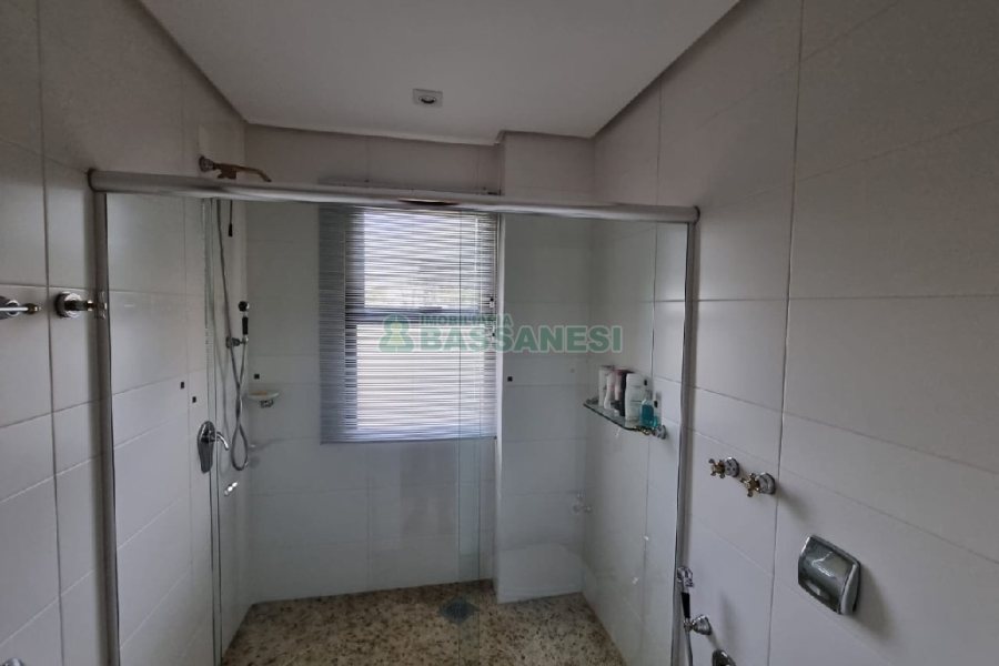 Apartamento com 241m², 3 dormitórios, 2 vagas, no bairro Colina Sorriso em Caxias do Sul para Comprar