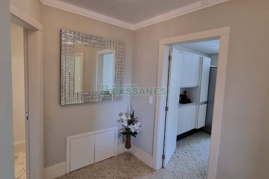 Apartamento com 241m², 3 dormitórios, 2 vagas, no bairro Colina Sorriso em Caxias do Sul para Comprar