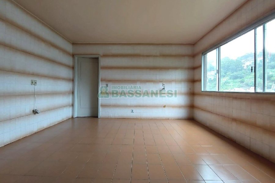 Apartamento com 52m², 2 dormitórios, no bairro São Leopoldo em Caxias do Sul para Alugar