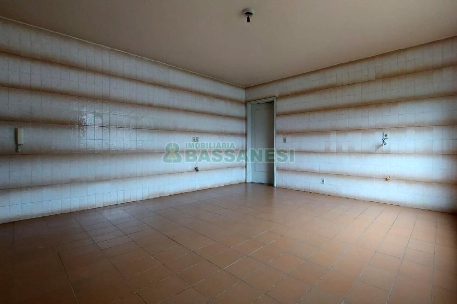 Apartamento com 52m², 2 dormitórios, no bairro São Leopoldo em Caxias do Sul para Alugar