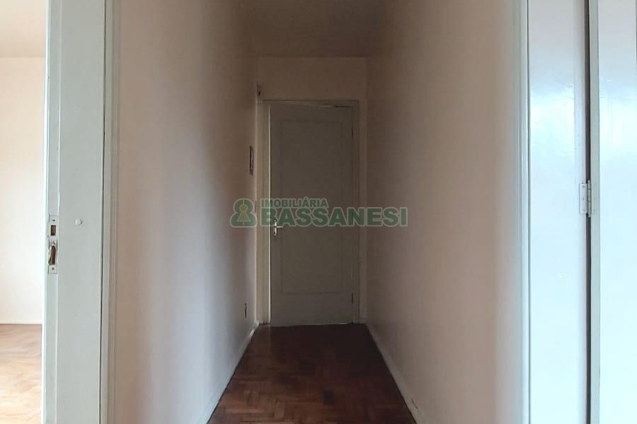 Apartamento com 52m², 2 dormitórios, no bairro São Leopoldo em Caxias do Sul para Alugar