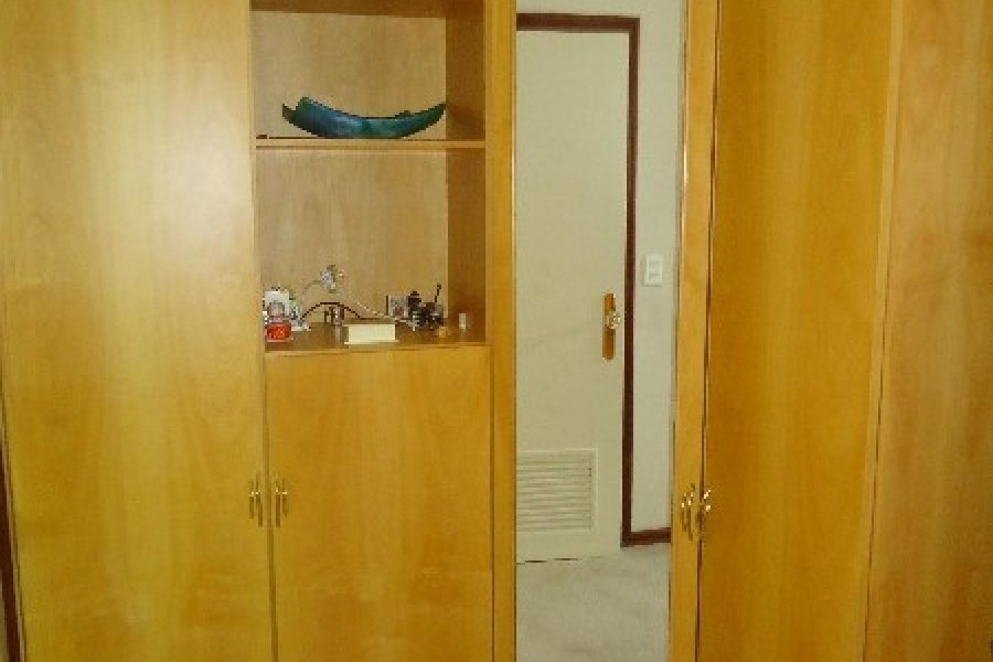 Apto Mobiliado com 600m², 3 dormitórios, 4 vagas, no bairro Centro em Caxias do Sul para Comprar