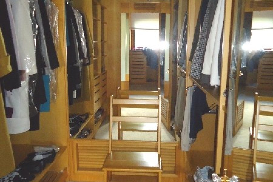 Apto Mobiliado com 600m², 3 dormitórios, 4 vagas, no bairro Centro em Caxias do Sul para Comprar