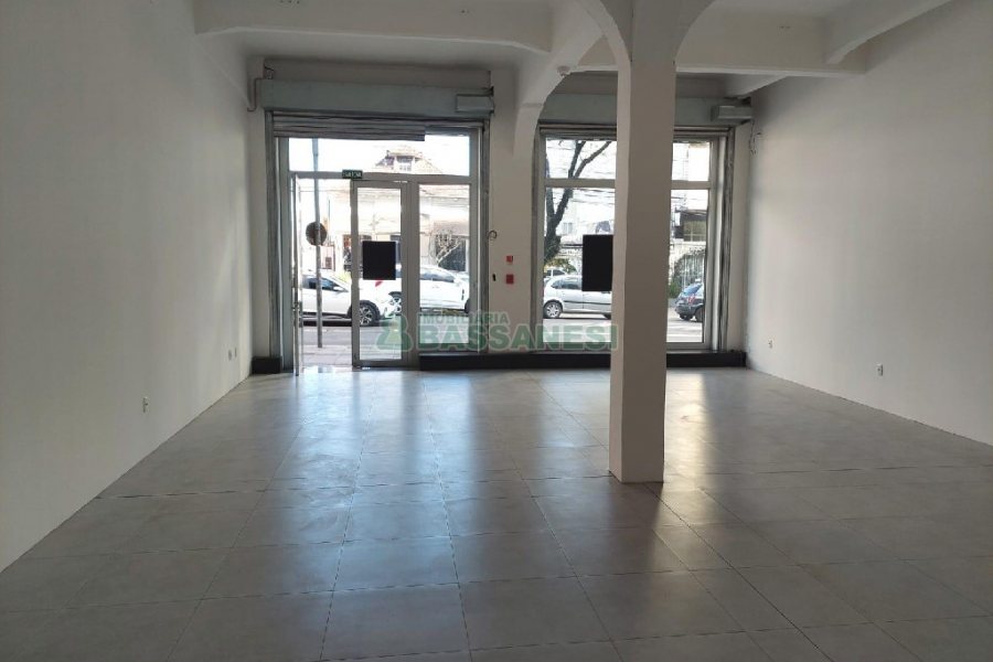 Loja com 91m², no bairro Centro em Caxias do Sul para Alugar