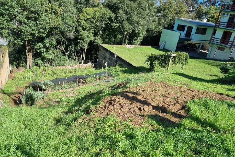 Terreno, no bairro Colina Sorriso em Caxias do Sul para Comprar