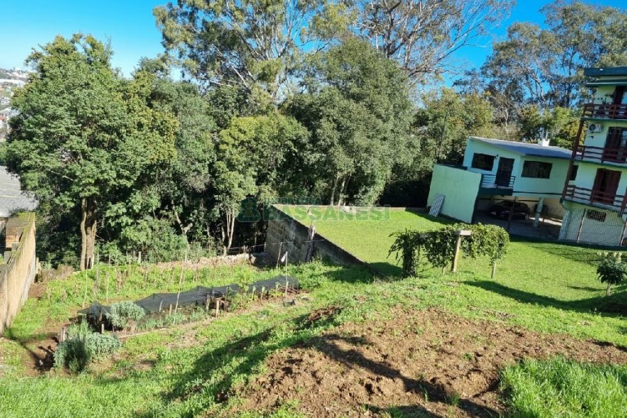 Terreno, no bairro Colina Sorriso em Caxias do Sul para Comprar