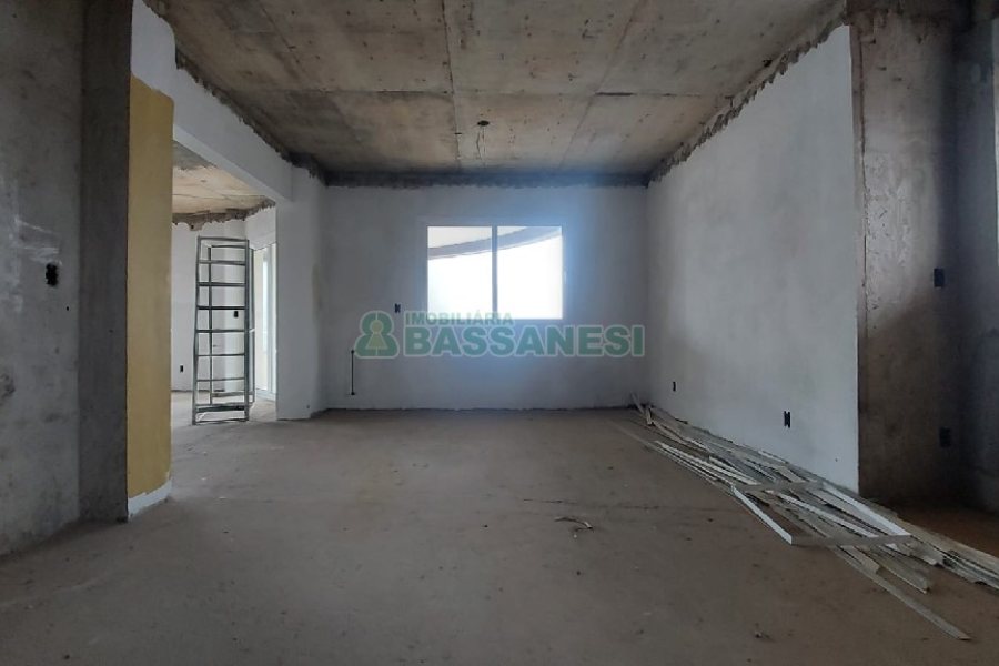 Apartamento com 304m², 3 dormitórios, 3 vagas, no bairro Jardim América em Caxias do Sul para Comprar