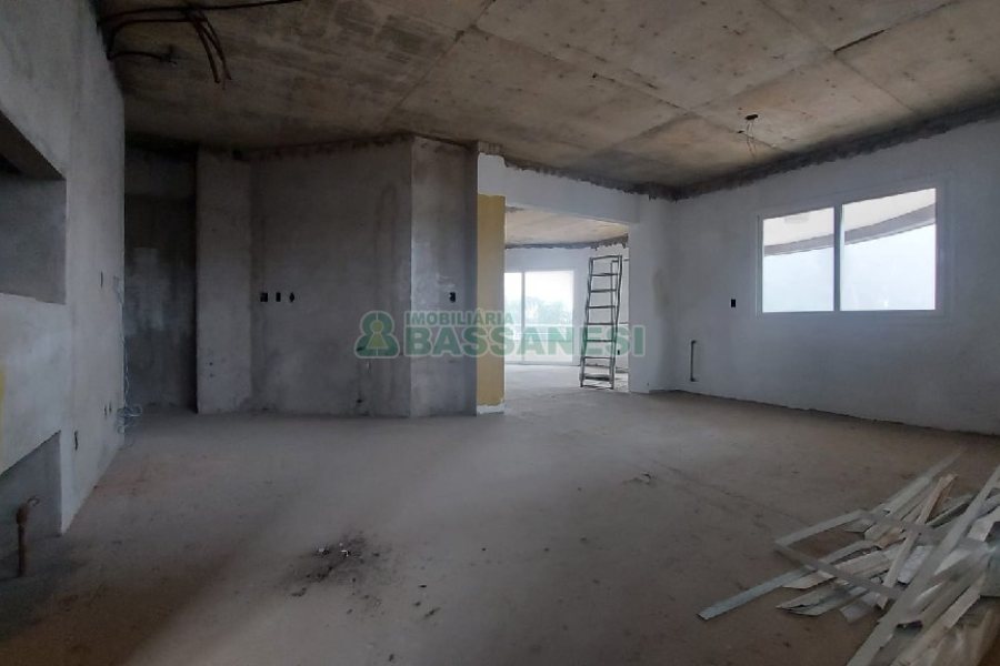 Apartamento com 304m², 3 dormitórios, 3 vagas, no bairro Jardim América em Caxias do Sul para Comprar