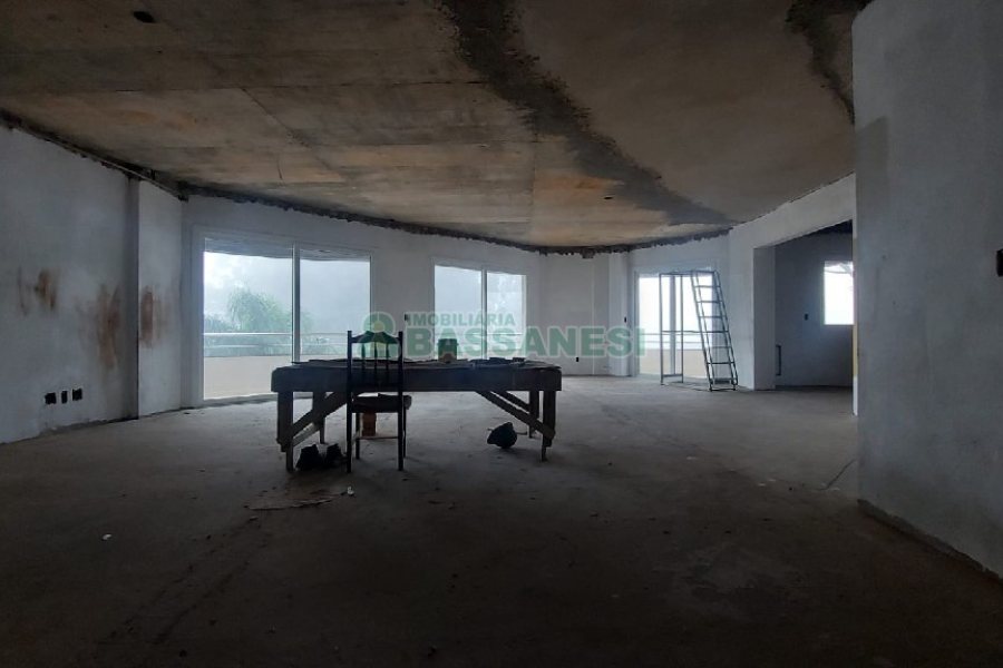 Apartamento com 304m², 3 dormitórios, 3 vagas, no bairro Jardim América em Caxias do Sul para Comprar