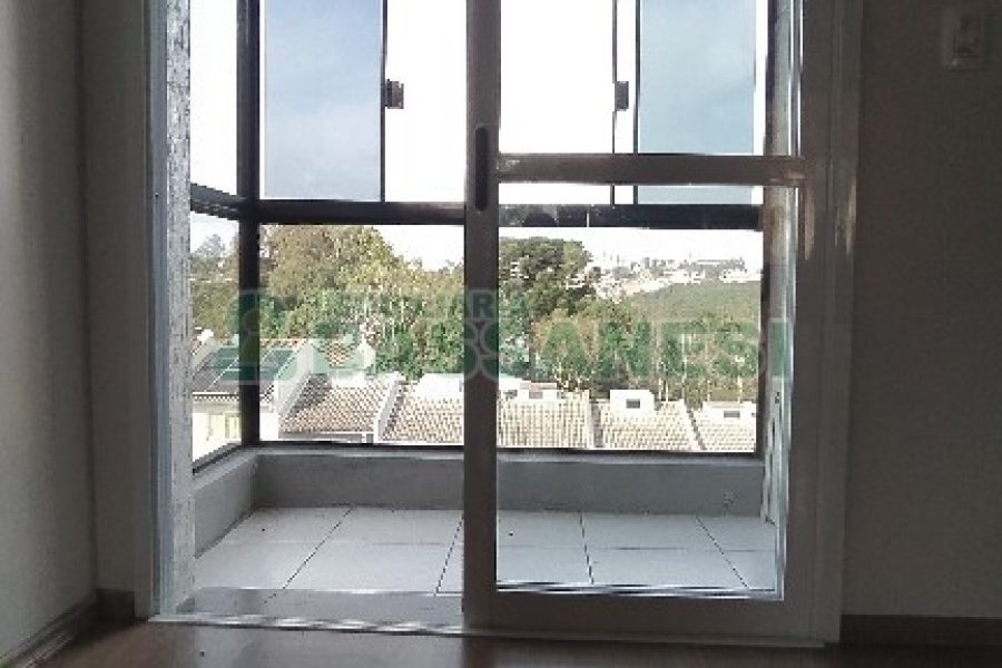 Apartamento com 62m², 2 dormitórios, 1 vaga, no bairro Santa Catarina em Caxias do Sul para Alugar