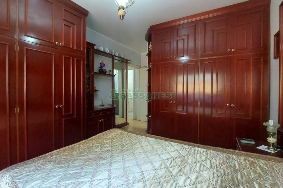 Apto Mobiliado com 132m², 3 dormitórios, 1 vaga, no bairro Centro em Caxias do Sul para Alugar