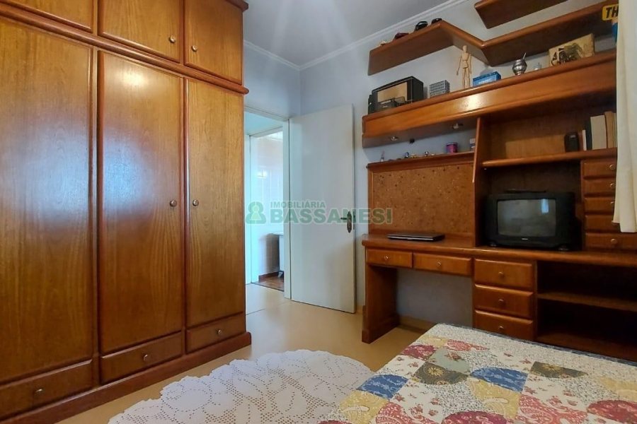 Apto Mobiliado com 132m², 3 dormitórios, 1 vaga, no bairro Centro em Caxias do Sul para Alugar
