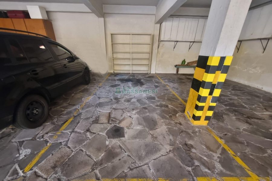 Apto Mobiliado com 132m², 3 dormitórios, 1 vaga, no bairro Centro em Caxias do Sul para Alugar
