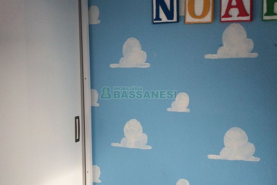 Apartamento com 58m², 2 dormitórios, 1 vaga, no bairro Centenário em Caxias do Sul para Comprar