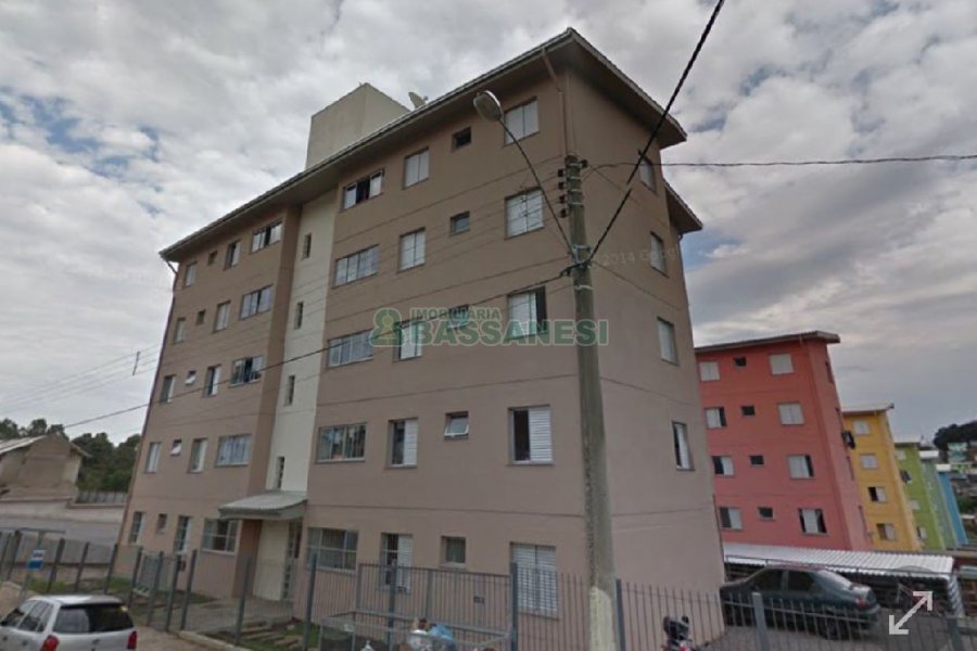Apartamento com 58m², 2 dormitórios, 1 vaga, no bairro Centenário em Caxias do Sul para Comprar