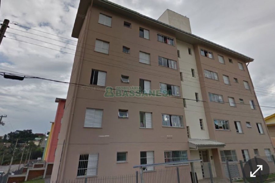 Apartamento com 58m², 2 dormitórios, 1 vaga, no bairro Centenário em Caxias do Sul para Comprar