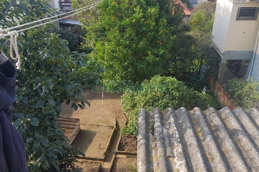 Casa com 223m², 4 dormitórios, 1 vaga, no bairro Rio Branco em Caxias do Sul para Comprar