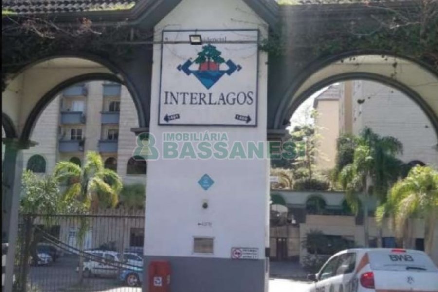 Apartamento com 60m², 2 dormitórios, 1 vaga, no bairro Interlagos em Caxias do Sul para Comprar