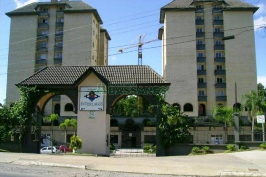 Apartamento com 60m², 2 dormitórios, 1 vaga, no bairro Interlagos em Caxias do Sul para Comprar