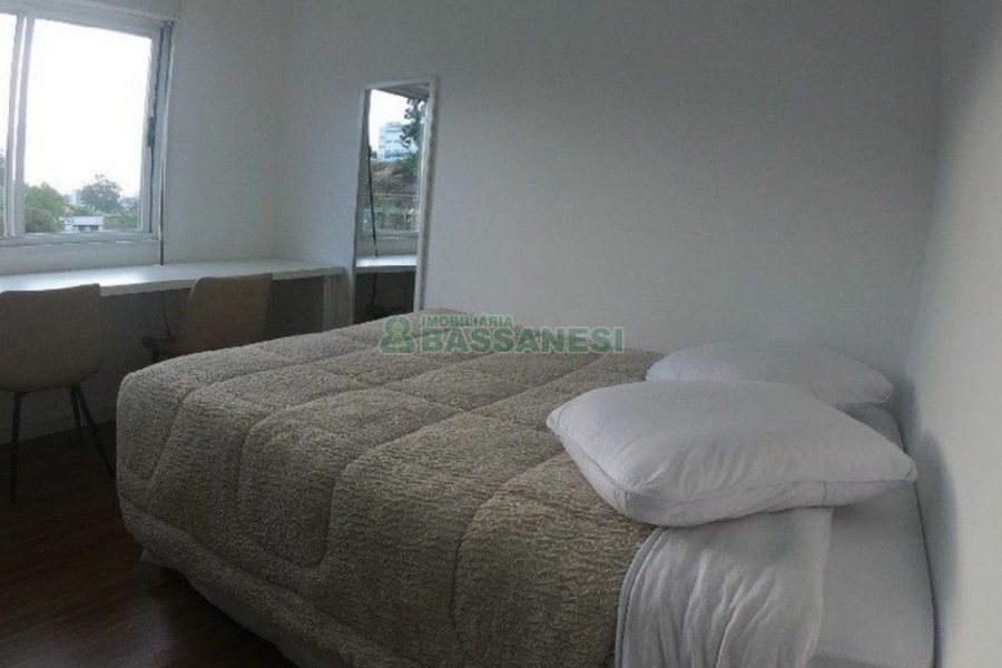 Apartamento com 60m², 2 dormitórios, 1 vaga, no bairro Interlagos em Caxias do Sul para Comprar