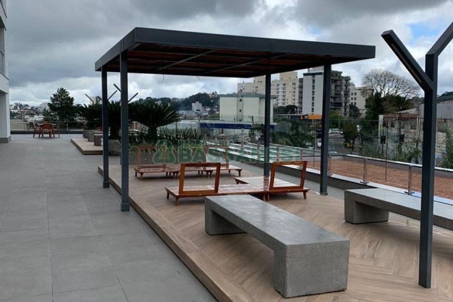 Apartamento com 89m², 2 dormitórios, 2 vagas, no bairro Santa Catarina em Caxias do Sul para Comprar