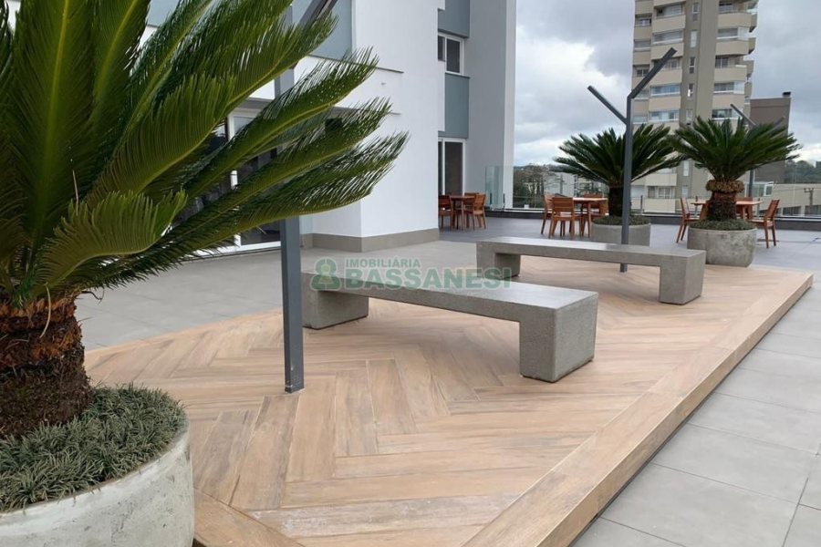 Apartamento com 89m², 2 dormitórios, 2 vagas, no bairro Santa Catarina em Caxias do Sul para Comprar