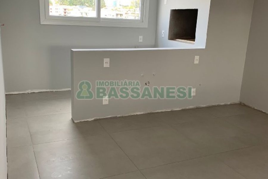 Apartamento com 89m², 2 dormitórios, 2 vagas, no bairro Santa Catarina em Caxias do Sul para Comprar