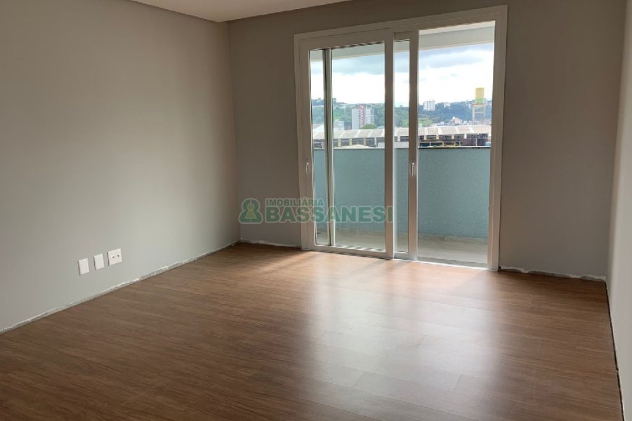 Apartamento com 89m², 2 dormitórios, 2 vagas, no bairro Santa Catarina em Caxias do Sul para Comprar