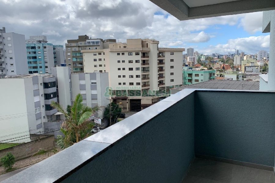 Apartamento com 89m², 2 dormitórios, 2 vagas, no bairro Santa Catarina em Caxias do Sul para Comprar