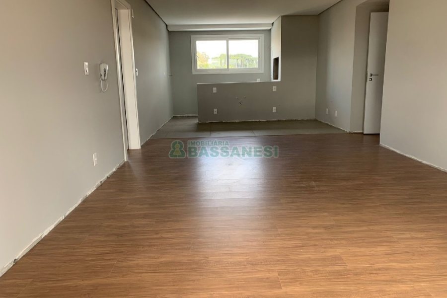 Apartamento com 89m², 2 dormitórios, 2 vagas, no bairro Santa Catarina em Caxias do Sul para Comprar