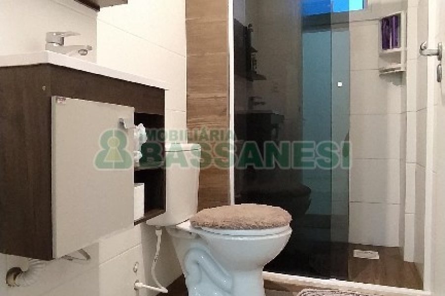 Apartamento com 53m², 2 dormitórios, 1 vaga, no bairro Cidade Nova em Caxias do Sul para Comprar